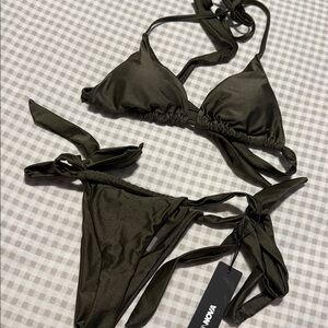 Fashion nova set swimsuit